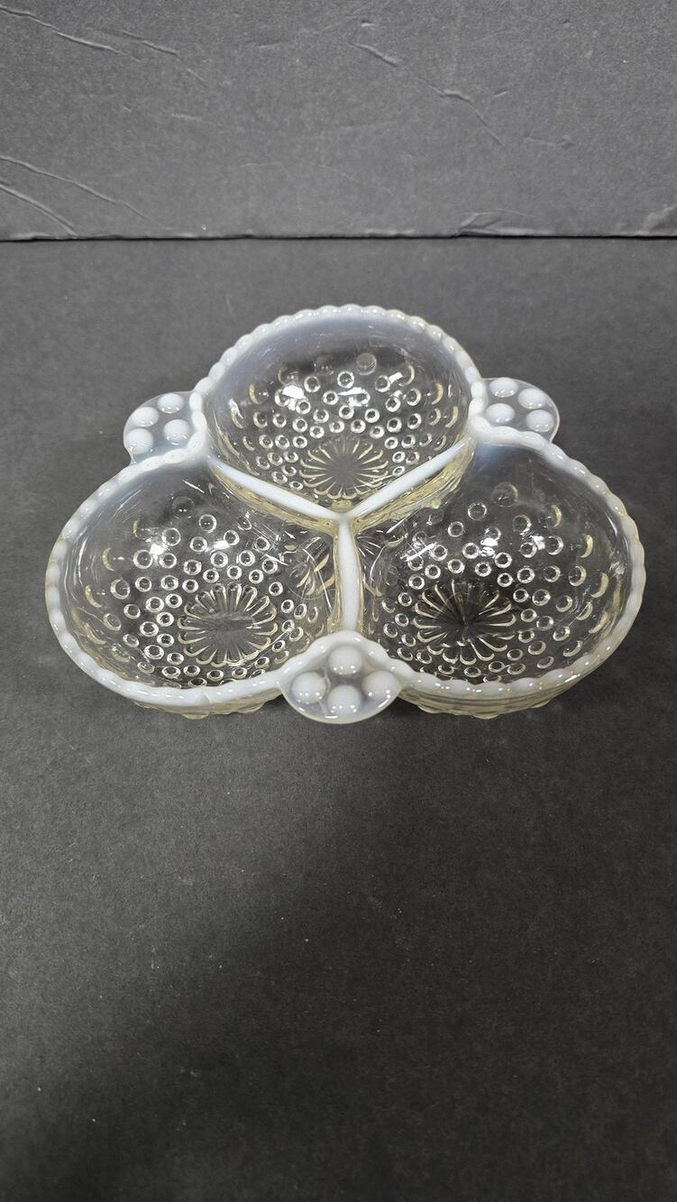 Vintage Moonstone Opalescent Glass 3 Section Candy Dish Dot Divided *crack